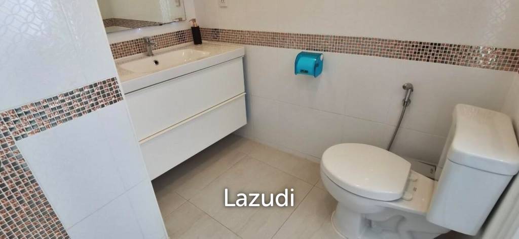 Pattaya Beach Studio Condo for Sale 