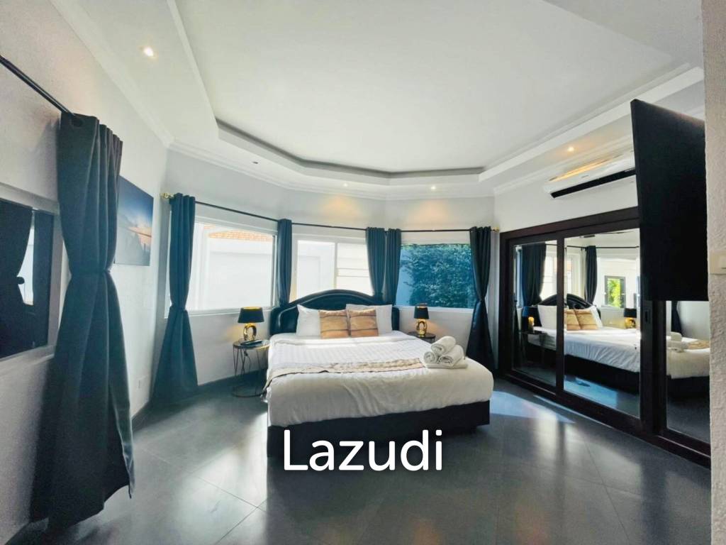 Modern Design Single House Pool Villa for Sale