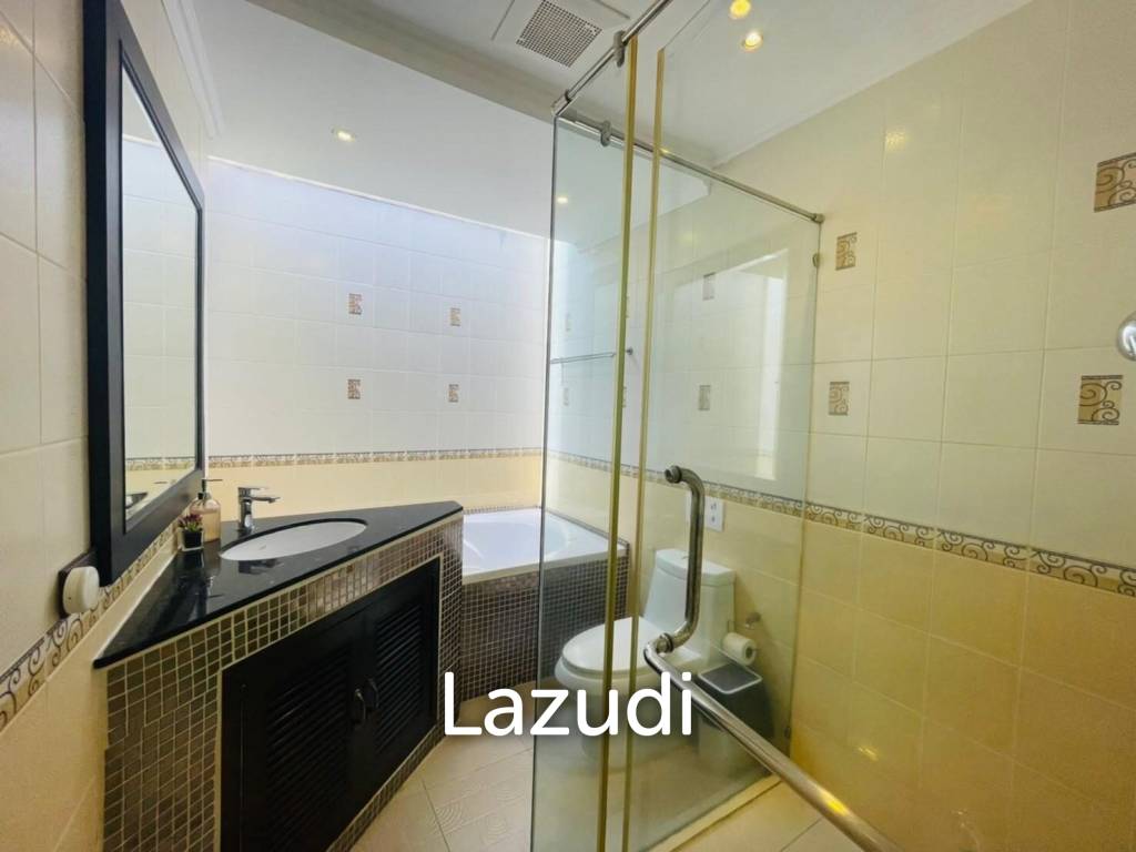Modern Design Single House Pool Villa for Sale