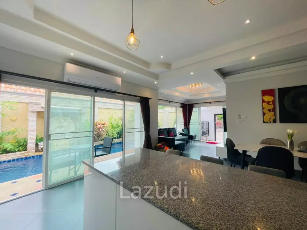 Modern Design Single House Pool Villa for Sale