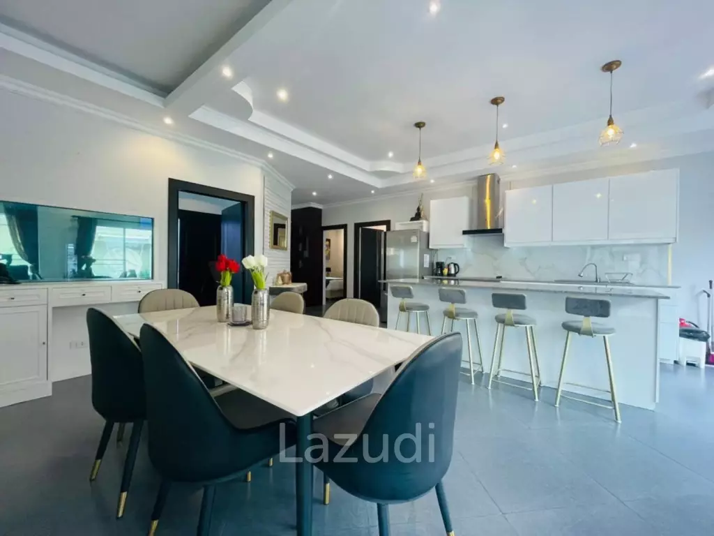 Modern Design Single House Pool Villa for Sale