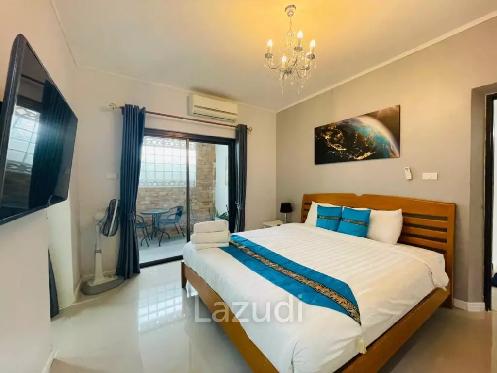 5 Bed Pattaya Pool Villa  for Sale