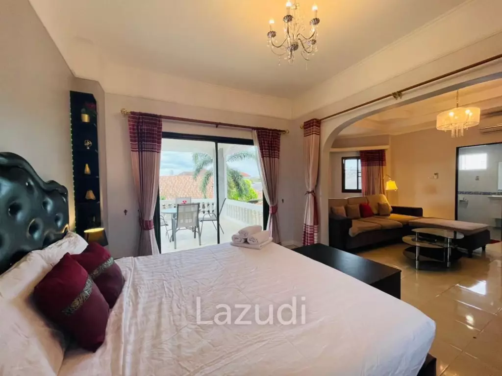 5 Bed Pattaya Pool Villa  for Sale