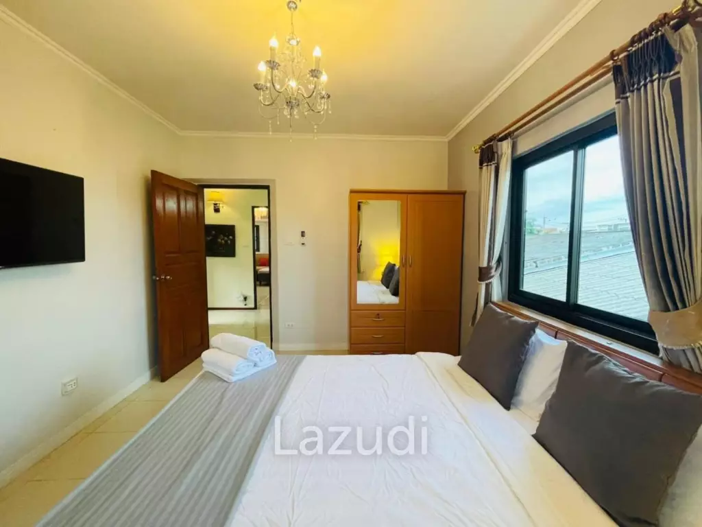5 Bed Pattaya Pool Villa  for Sale