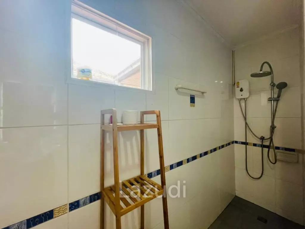 5 Bed Pattaya Pool Villa  for Sale