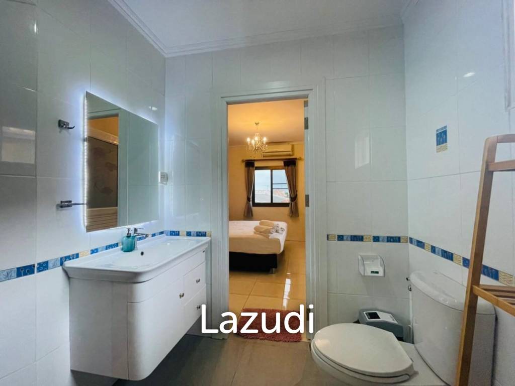 5 Bed Pattaya Pool Villa  for Sale