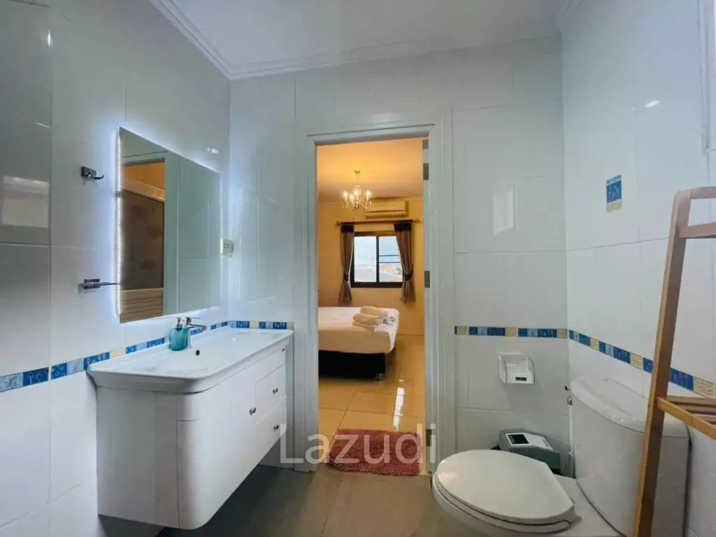 5 Bed Pattaya Pool Villa  for Sale