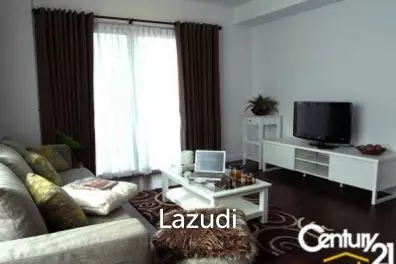 2 Bedrooms Beachfront Condo for Sale in Town