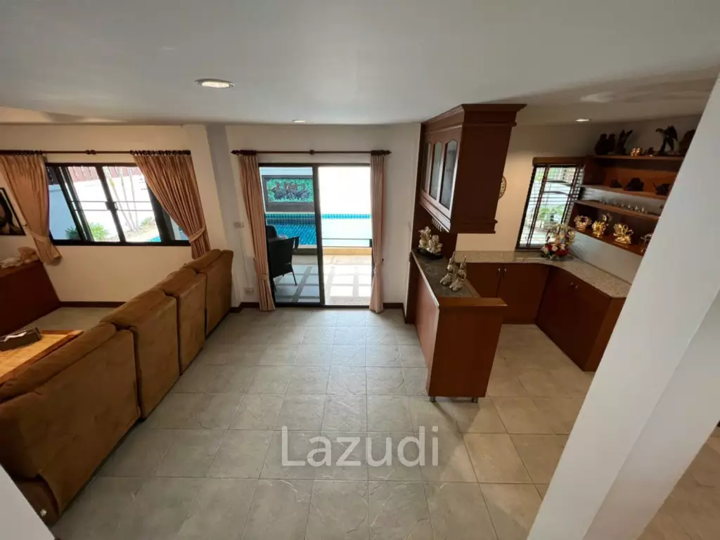 3 Bed 120 SQ.M 2 Storey House in East Pattaya