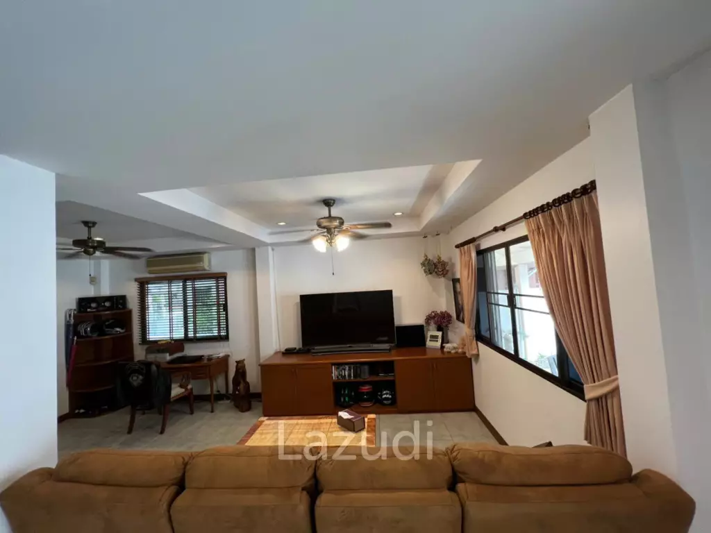 3 Bed 120 SQ.M 2 Storey House in East Pattaya