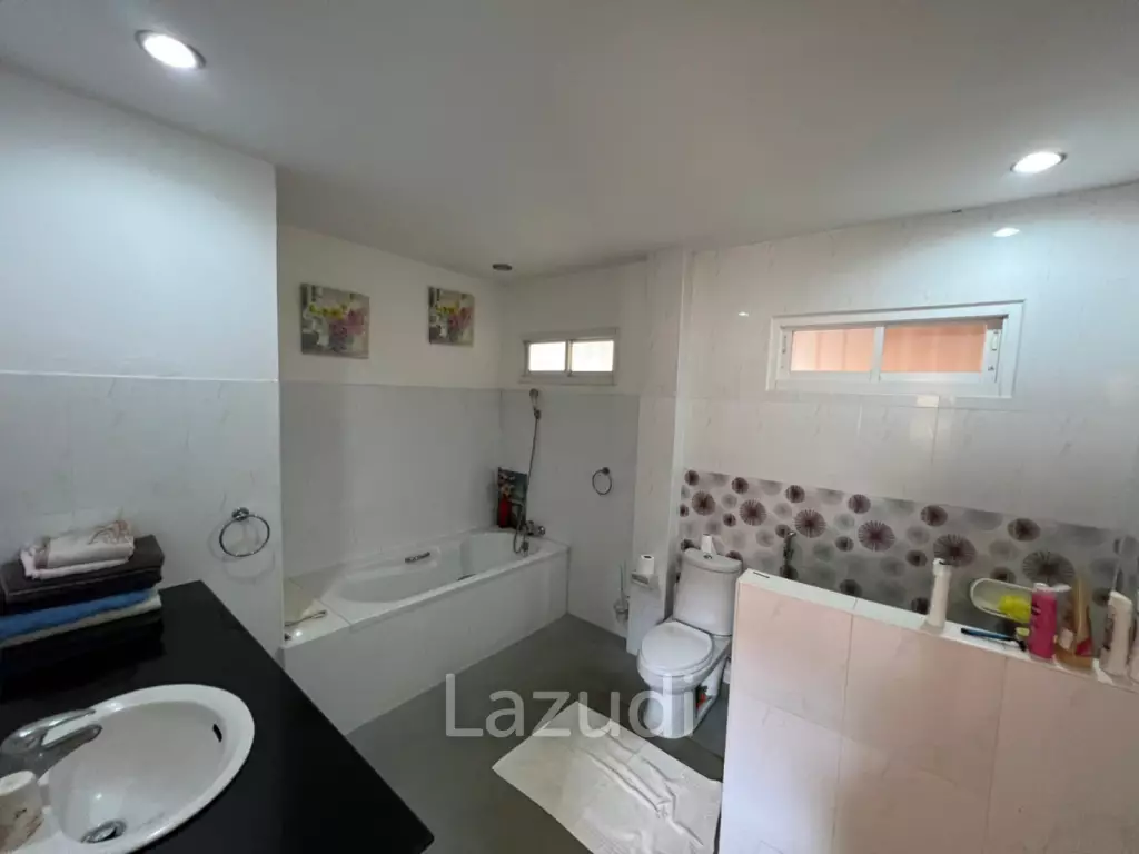 Detached Single House for Sale in East Pattaya