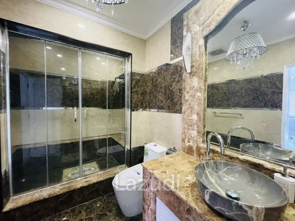 Jomtien Beach Pool Villa for Sale in Pattaya