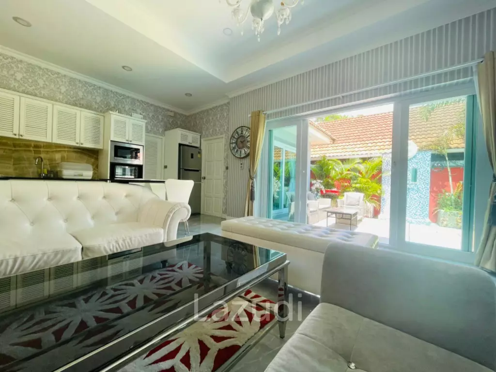 Jomtien Beach Pool Villa for Sale in Pattaya