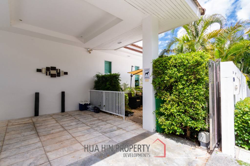RED MOUNTAIN BOUTIQUE : Great Value 3 Bed Pool Villa