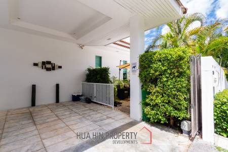 RED MOUNTAIN BOUTIQUE : Great Value 3 Bed Pool Villa