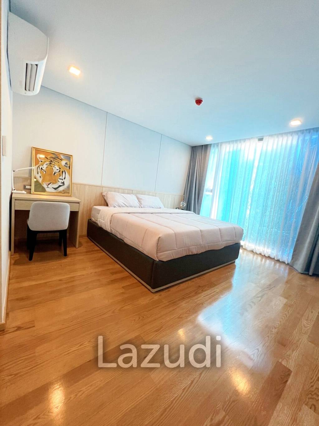 2 Bed 99 SQ.M Piya Apartment Sukhumvit 15