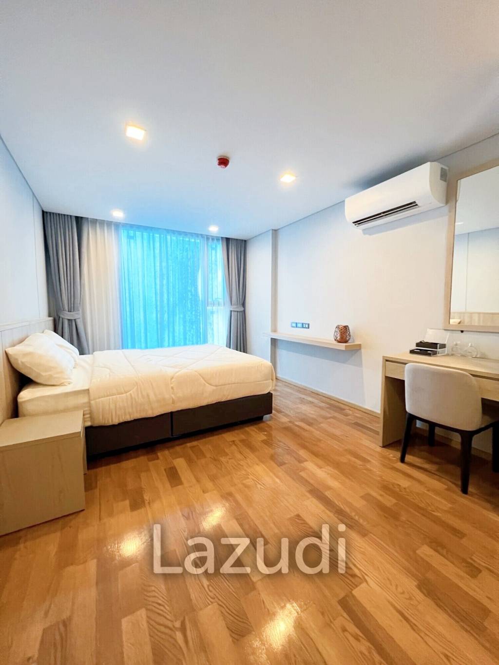 2 Bed 99 SQ.M Piya Apartment Sukhumvit 15