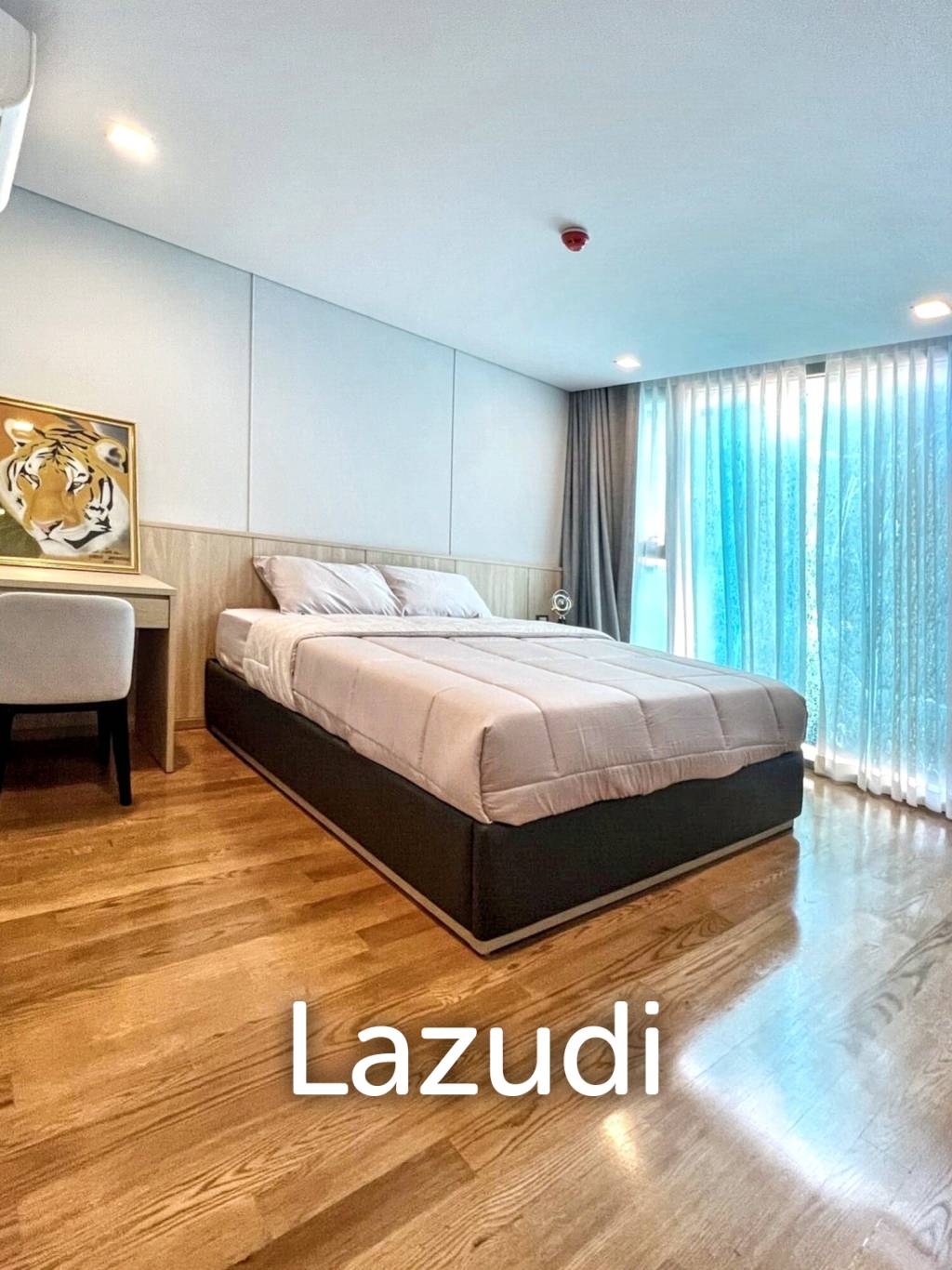 2 Bed 99 SQ.M Piya Apartment Sukhumvit 15