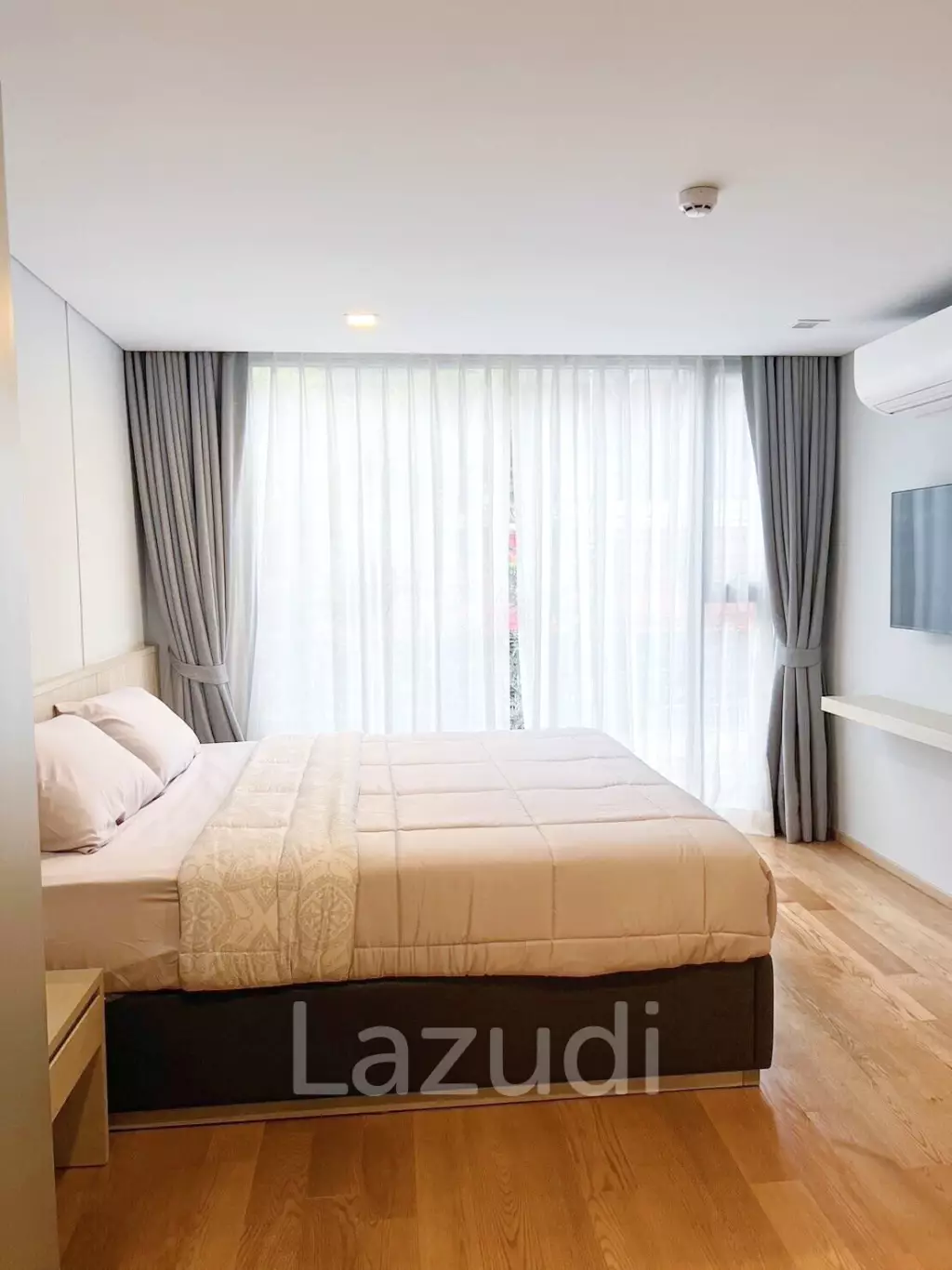 3 Bed 142 SQ.M Piya Apartment Sukhumvit 15