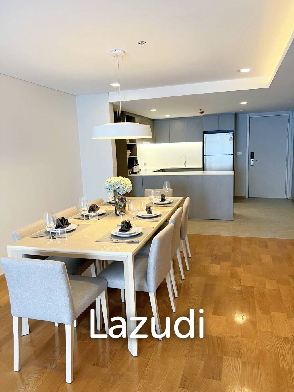 3 Bed 142 SQ.M Piya Apartment Sukhumvit 15