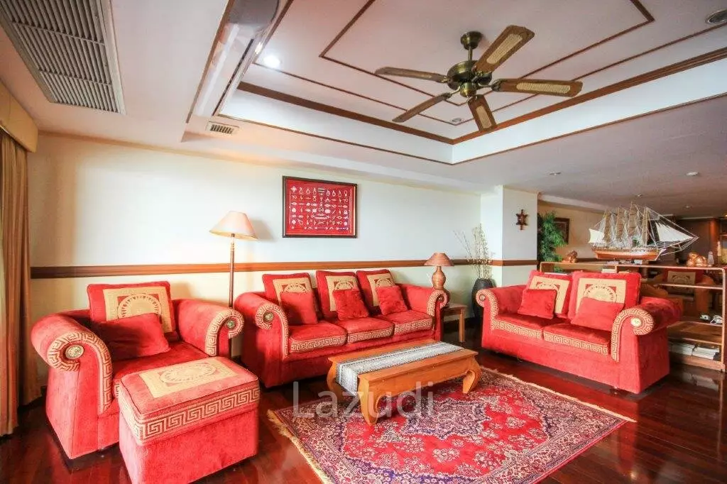 Luxury 2 Bedroom Condo