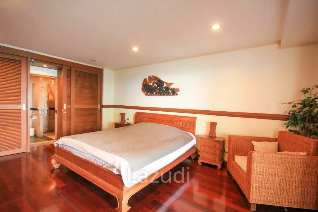 Luxury 2 Bedroom Condo