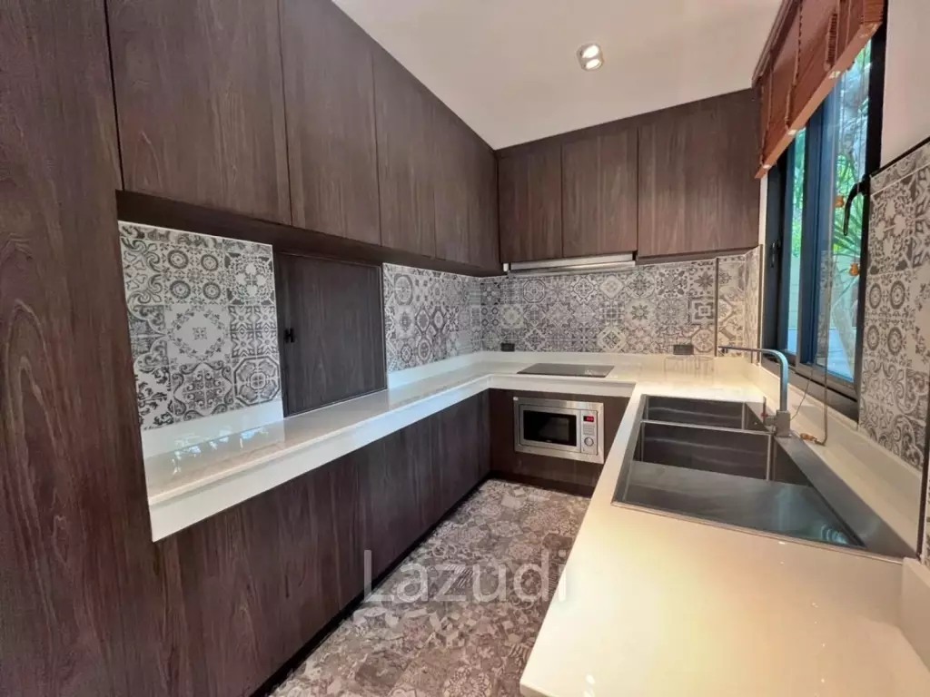 Beautiful 3 Bedrooms House in Pattaya for Sale
