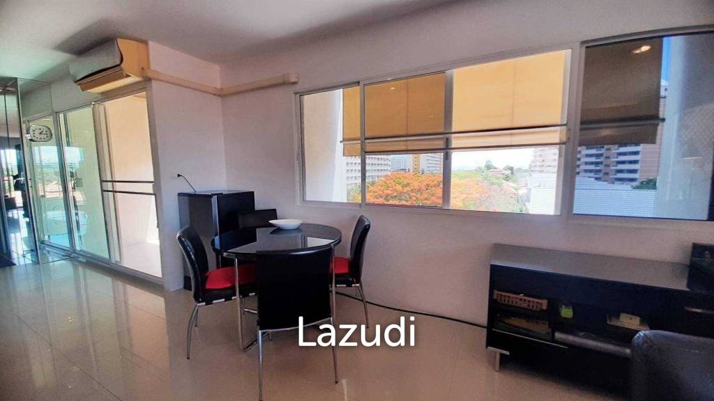 Large Studio for Sale in T.W. Condo Jomtien