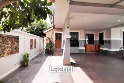 Chaiyapruek Pool House for Sale in Pattaya