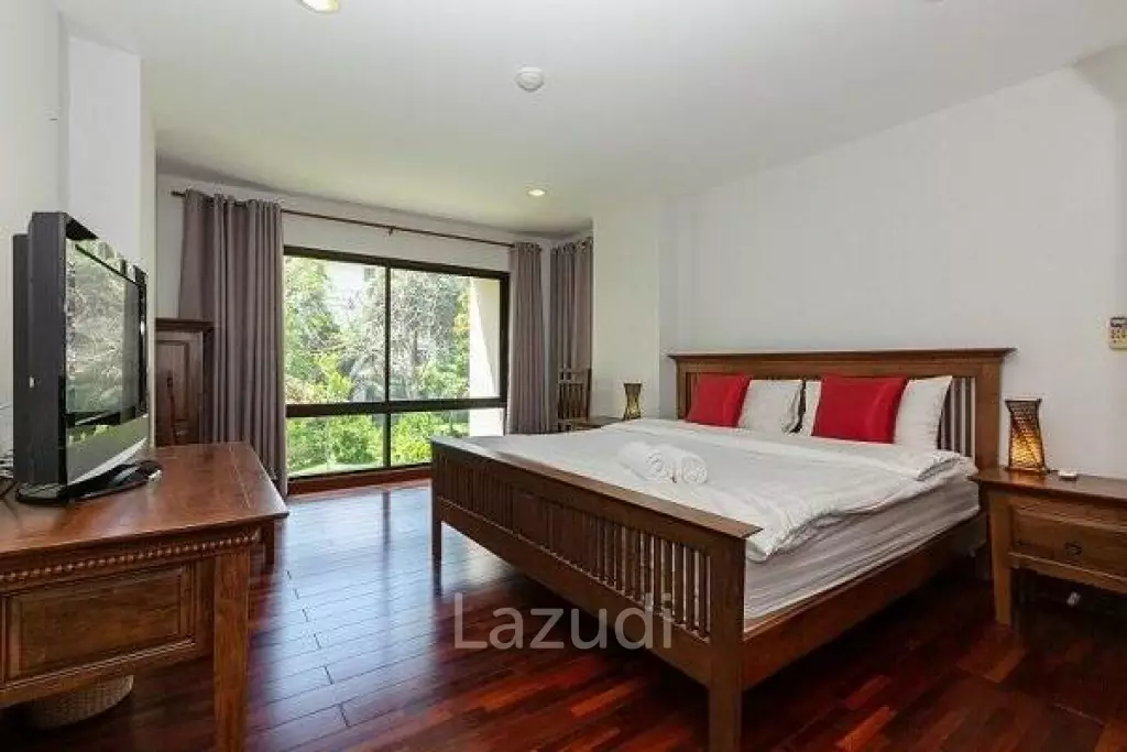 SANTI PURA : Luxury Penthouse Beach Side Condo