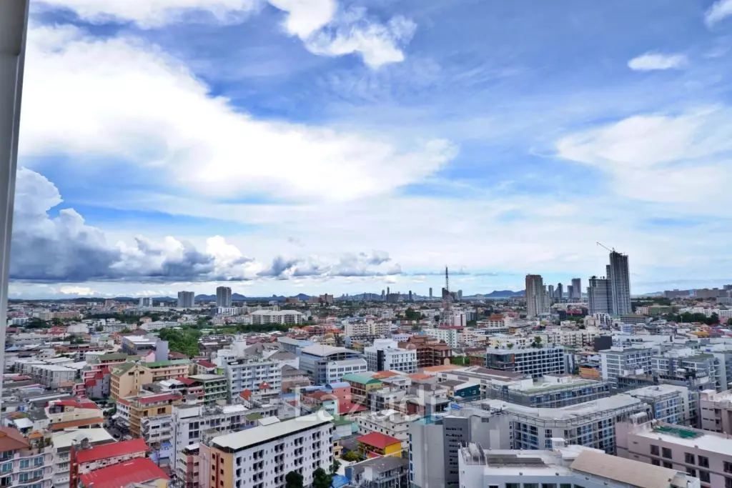 1 Bedroom 1 Bathroom 35 SQ.M. The Base Central Pattaya