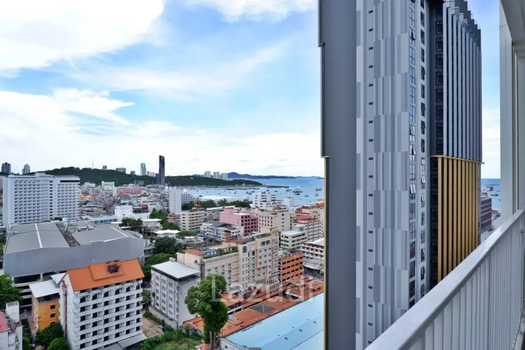 1 Bedroom 1 Bathroom 35 SQ.M. The Base Central Pattaya