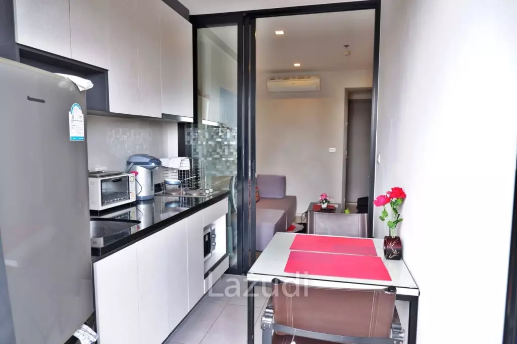 1 Bedroom 1 Bathroom 35 SQ.M. The Base Central Pattaya