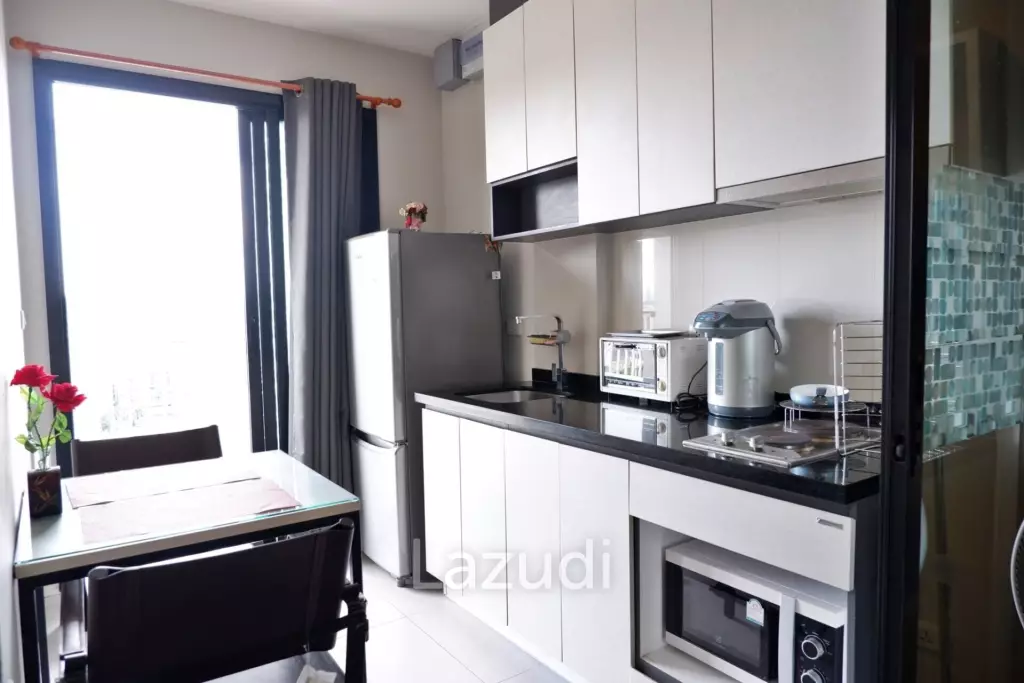 1 Bedroom 1 Bathroom 35 SQ.M. The Base Central Pattaya