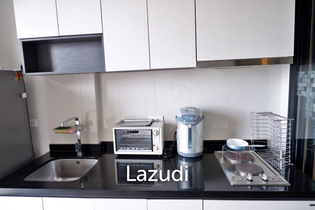 1 Bedroom 1 Bathroom 35 SQ.M. The Base Central Pattaya
