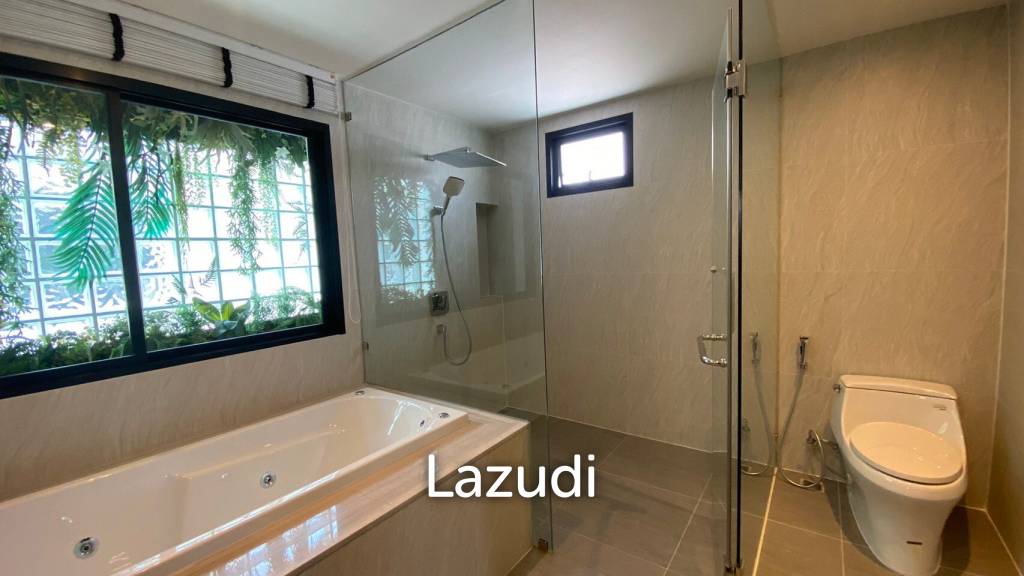 2 Storey Detached House for Sale in Pattaya