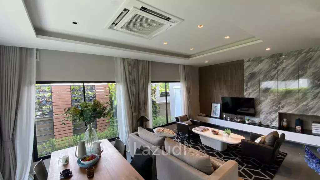 2 Storey Detached House for Sale in Pattaya