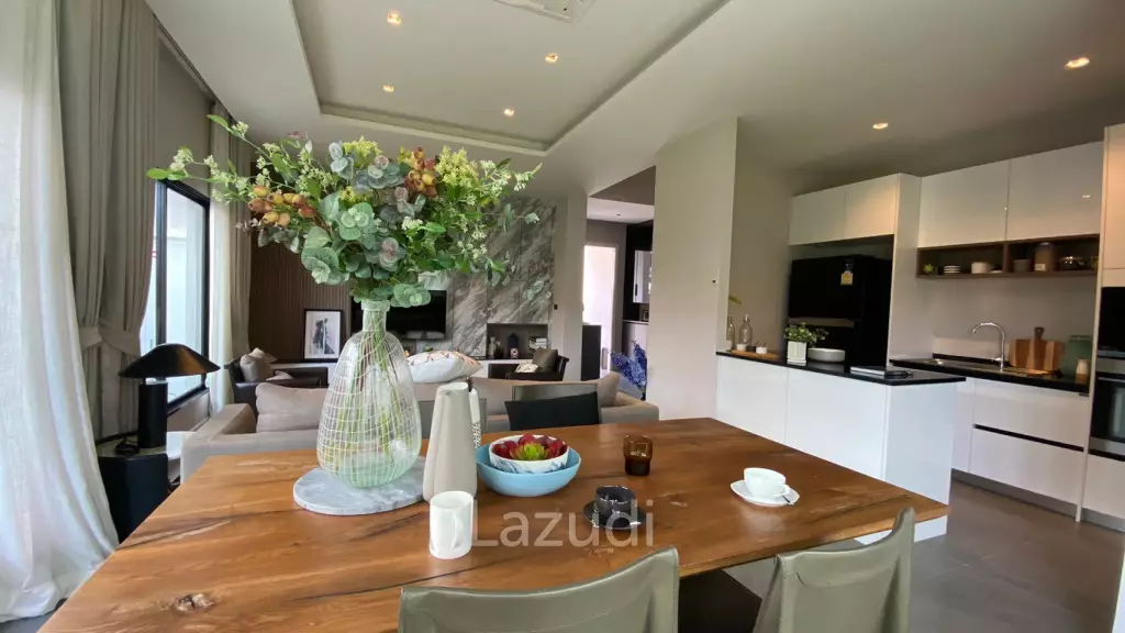 2 Storey Detached House for Sale in Pattaya