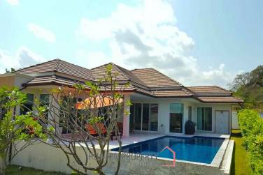 4 Bed 3 Bath 210 SQM, Red Mountain