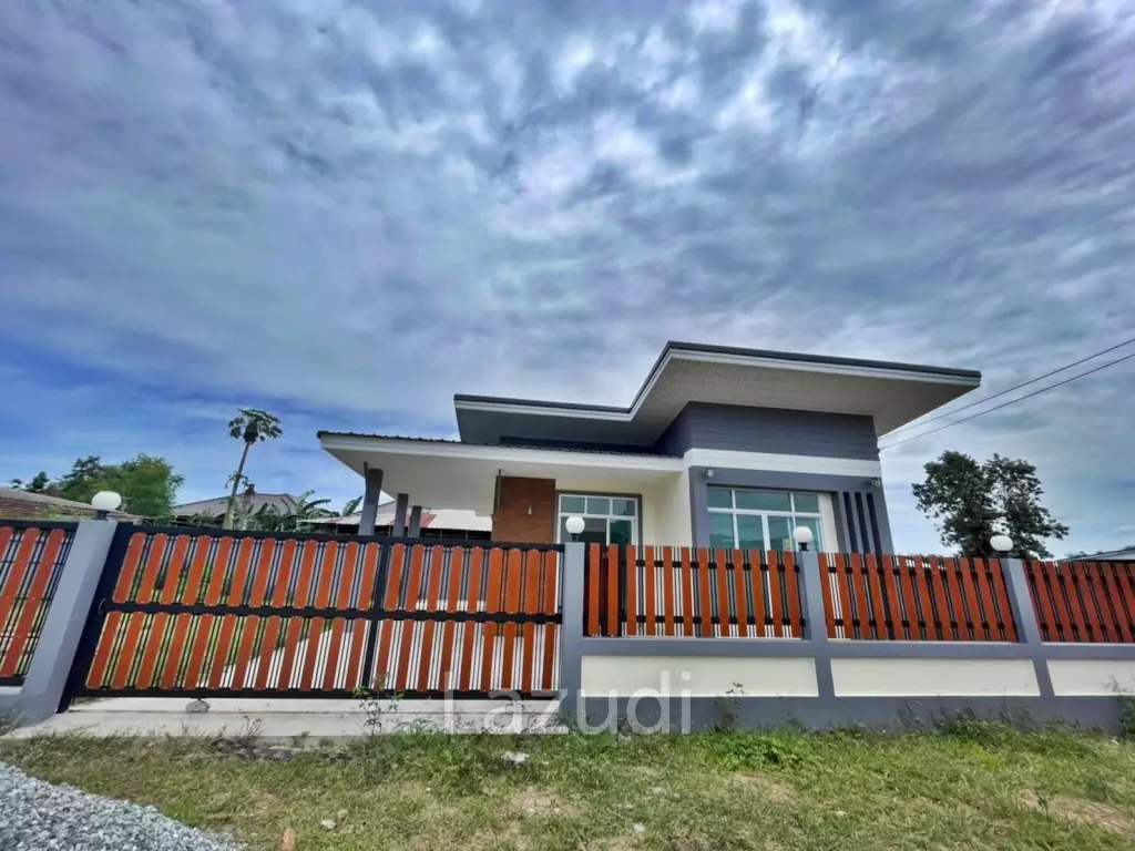 2 Beds 2 Baths 100 SQ.M Modern House in Huay Yai