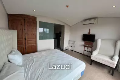 Studio 1 Bathroom 24 SQ.M. The Venetian Signature Condo Resort