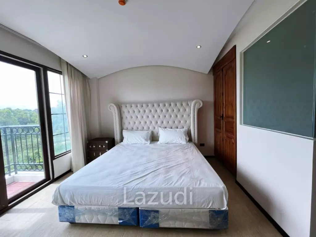 Studio 1 Bathroom 24 SQ.M. The Venetian Signature Condo Resort