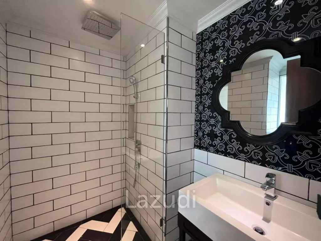 Studio 1 Bathroom 24 SQ.M. The Venetian Signature Condo Resort