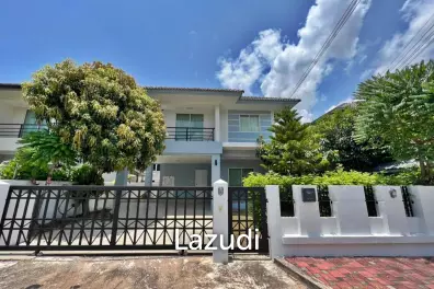 House in East Pattaya with 3 Bedrooms for Sale