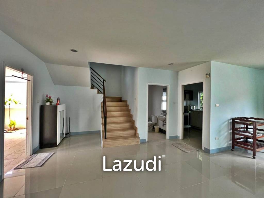 House in East Pattaya with 3 Bedrooms for Sale