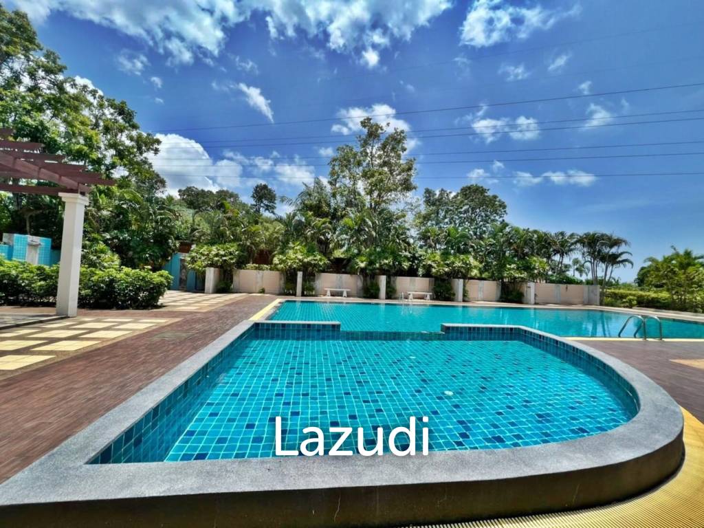 House in East Pattaya with 3 Bedrooms for Sale
