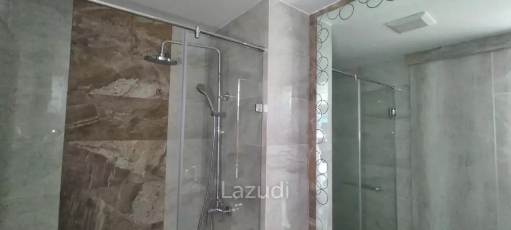 Monaco Riviera Great Condo for Sale in Jomtien