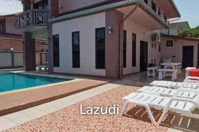 Pool Villa House in Jomtien Pattaya for Sale