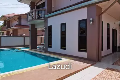 Pool Villa House in Jomtien Pattaya for Sale