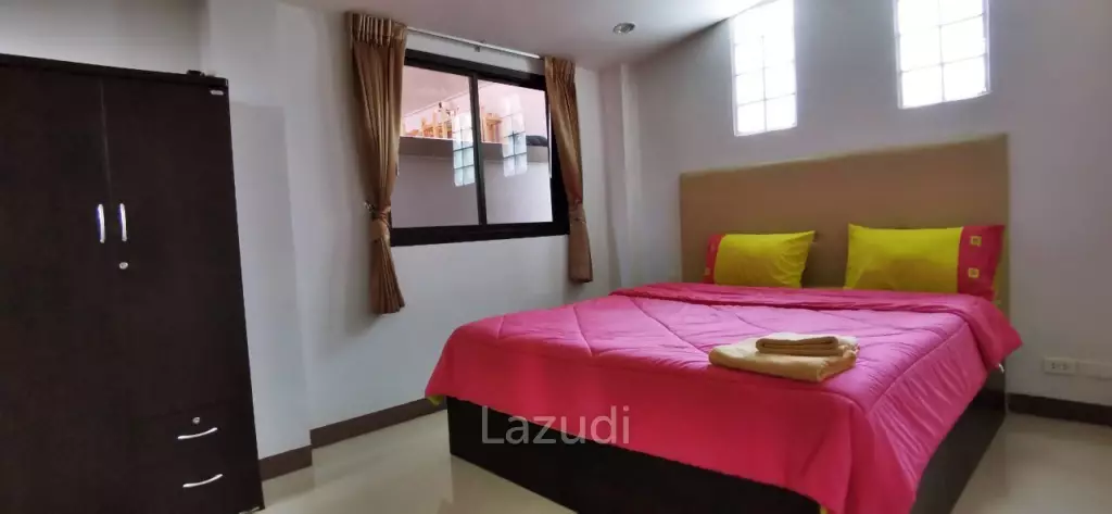 Pool Villa House in Jomtien Pattaya for Sale